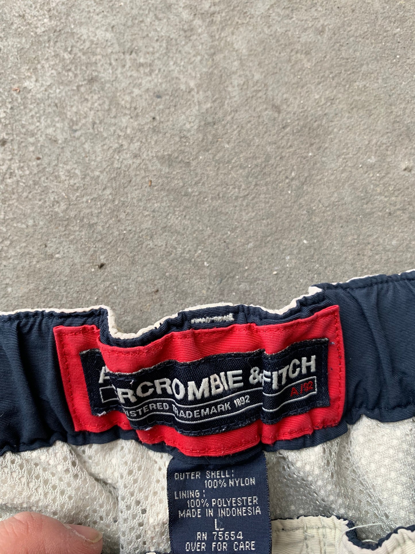 (30”)  Vintage Abercrombie Parachute Pants