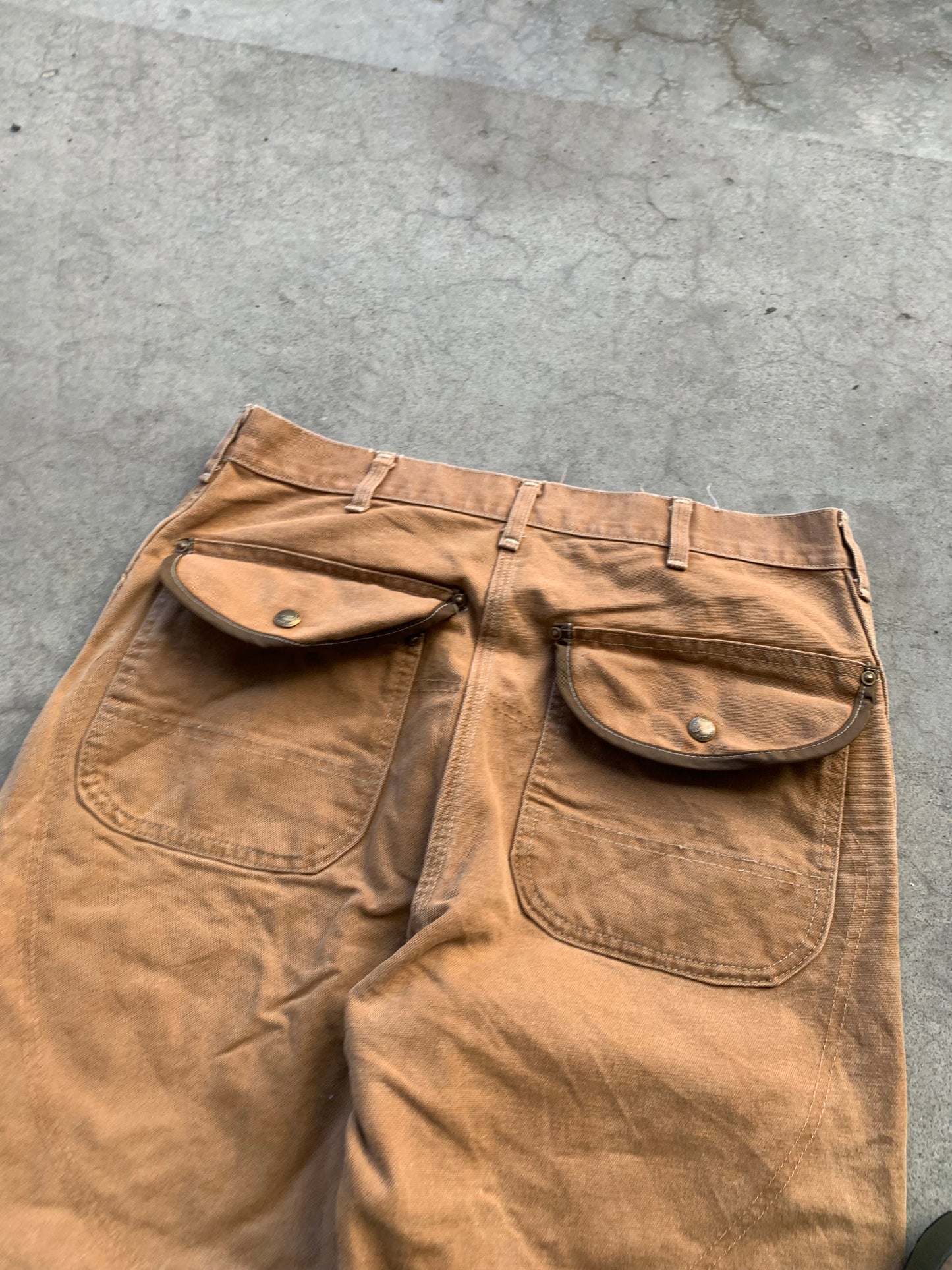 (32”) 80’s Carhartt Doubleknees