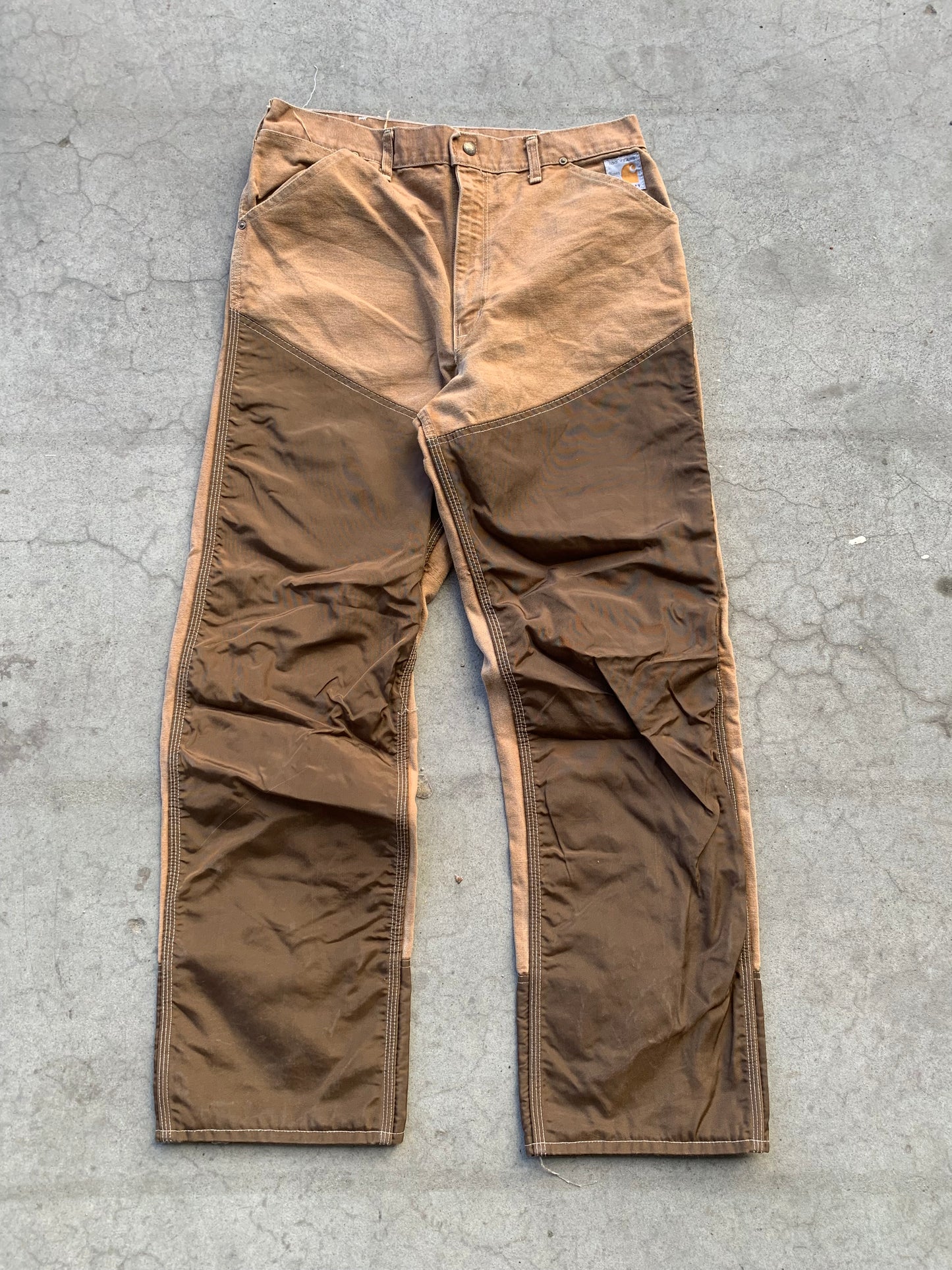 (32”) 80’s Carhartt Doubleknees