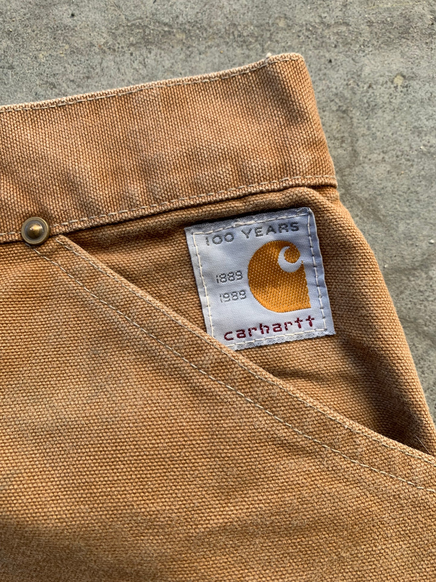 (32”) 80’s Carhartt Doubleknees