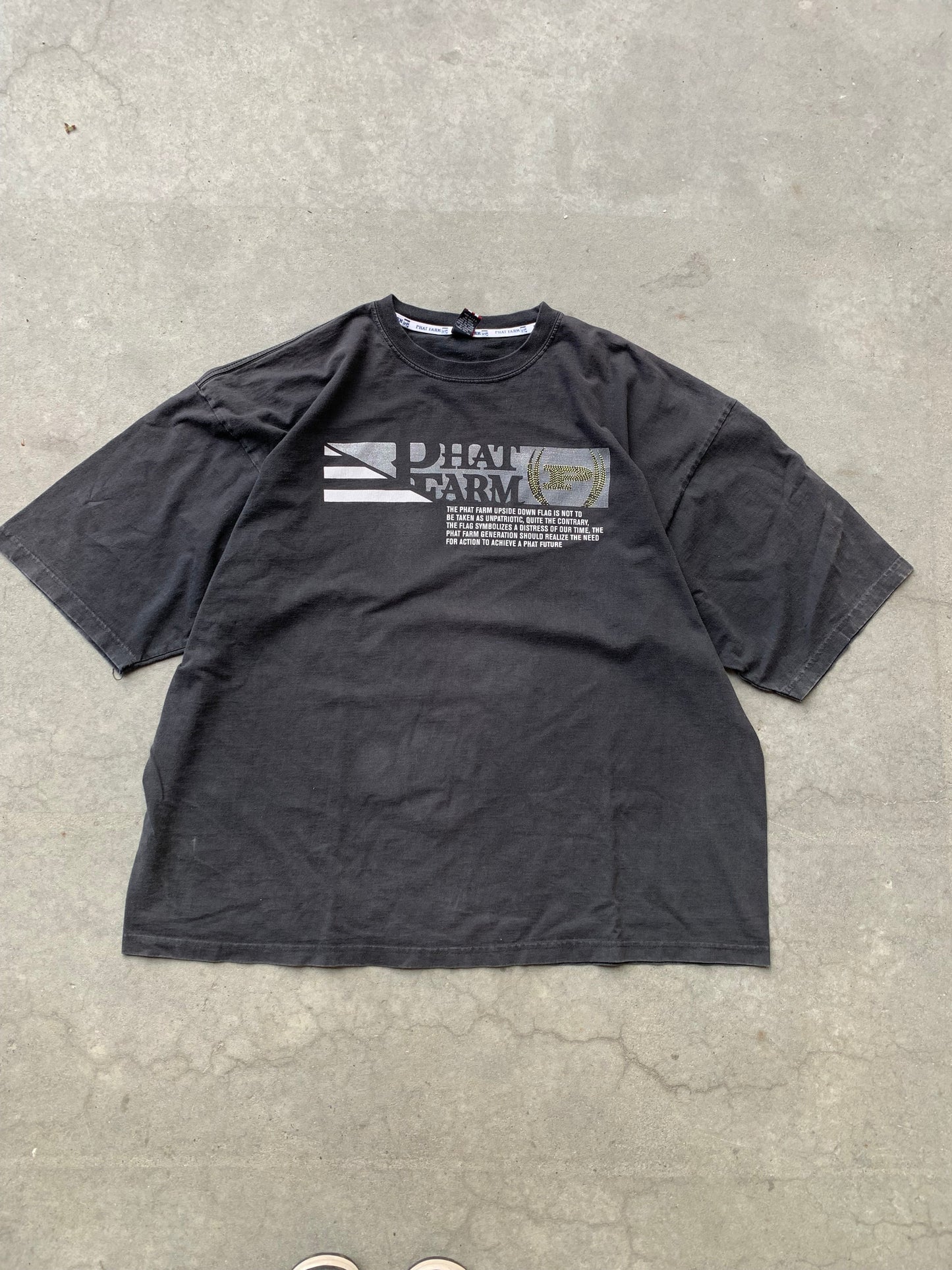 (3X) 00’s Sunfaded Phat Farm Tee