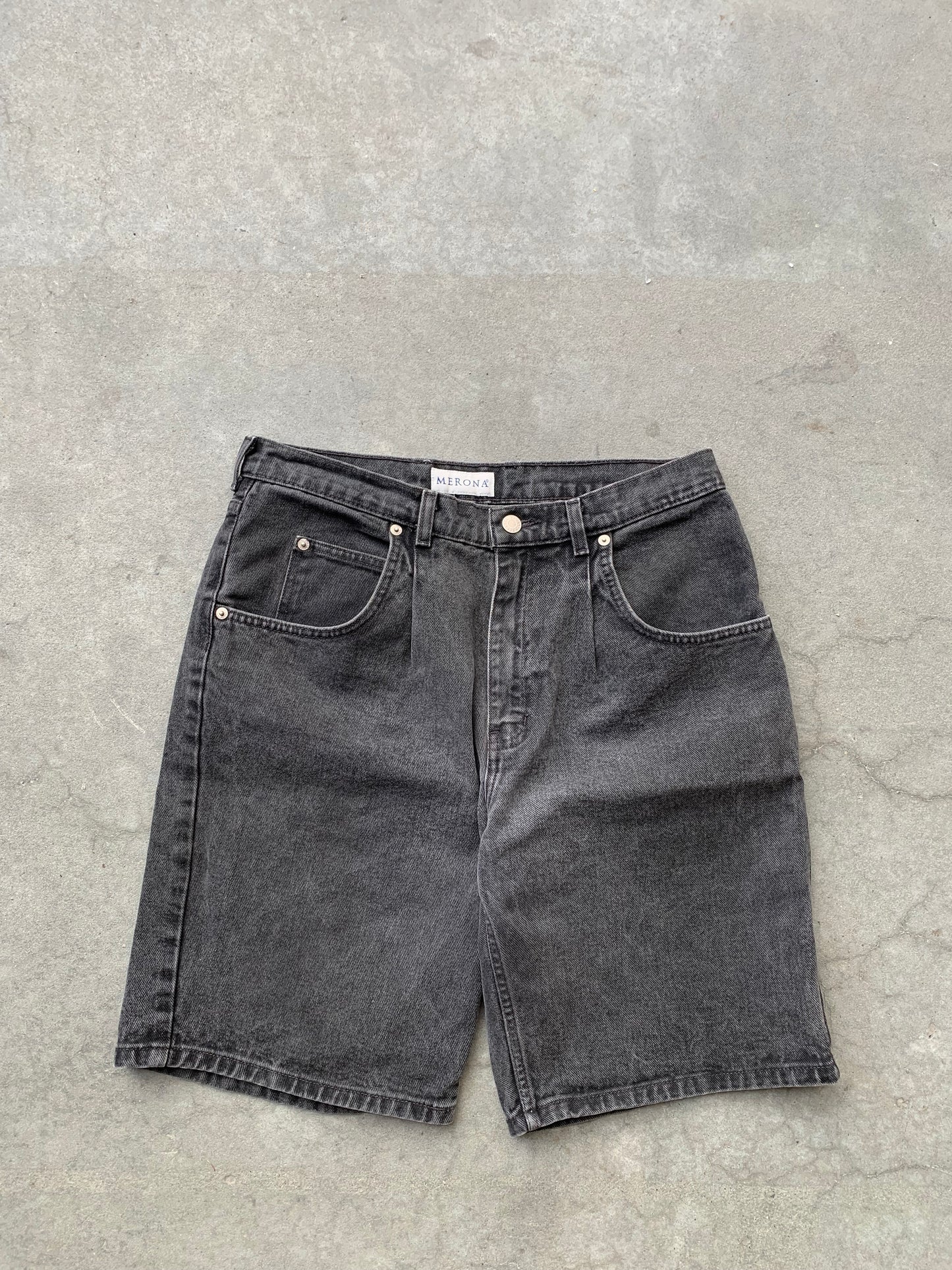 (32”) Vintage Sunfaded Black Jorts