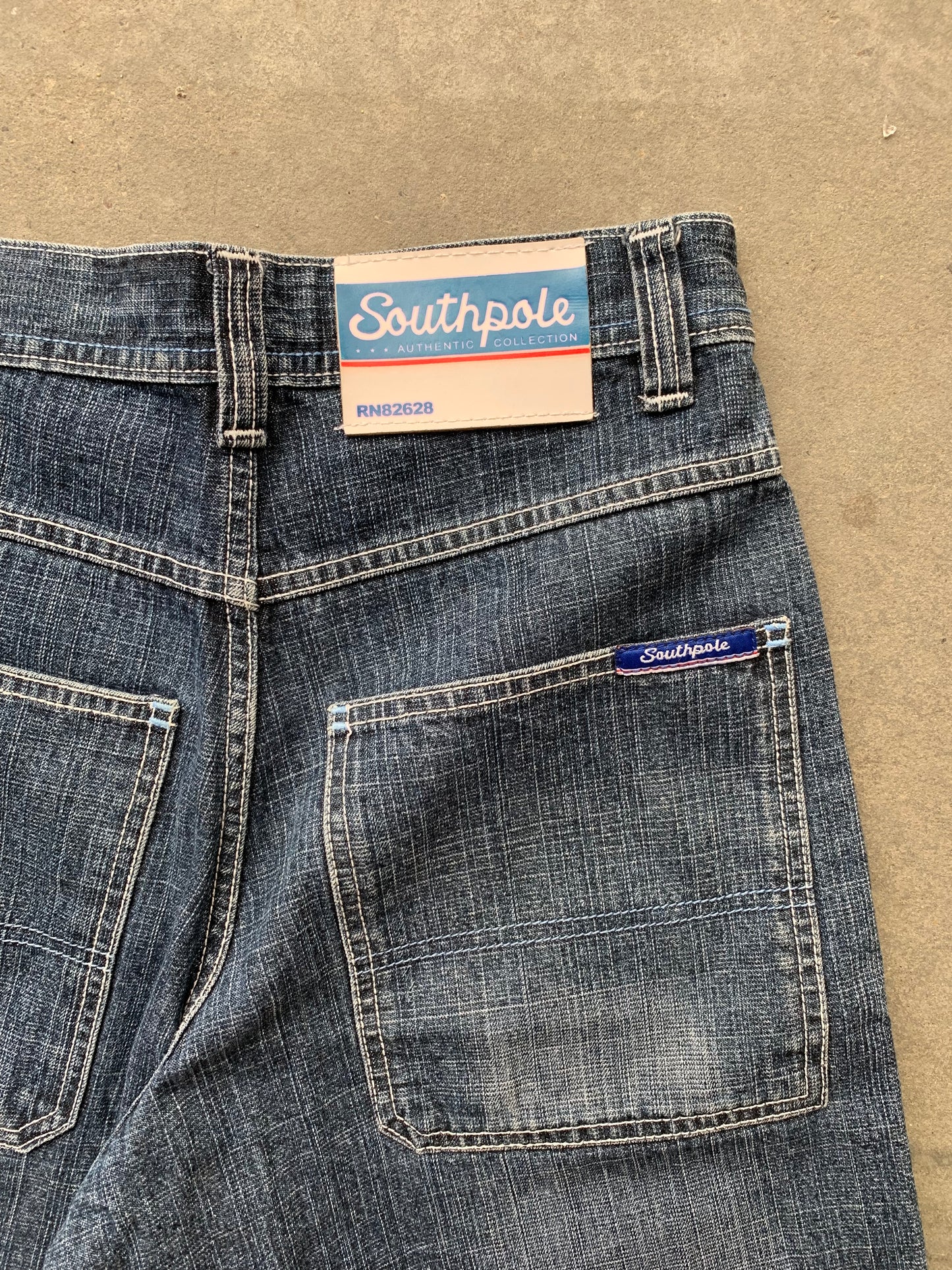 (29”) Y2K Southpole Patches Baggy Jorts