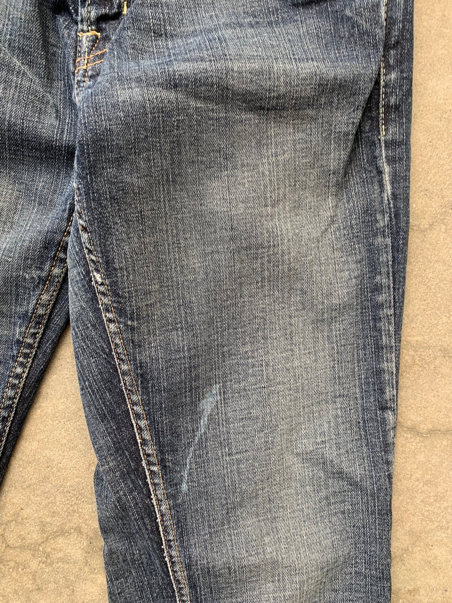 (25”) Y2K Guess Flares