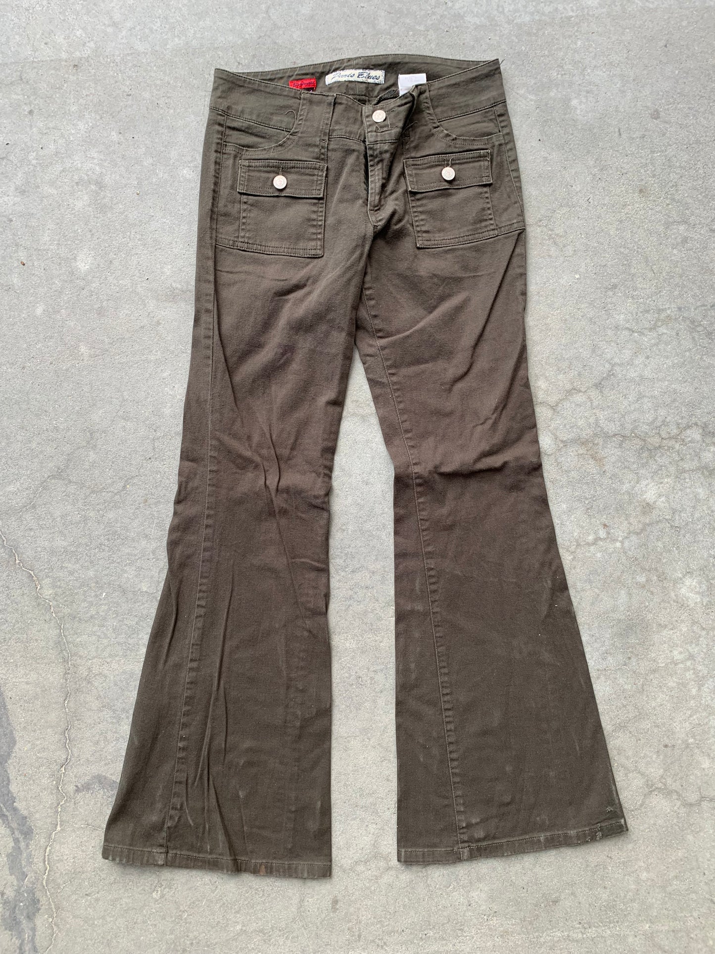 (28”) Early 00’s Paris Blues Multipocket Flares