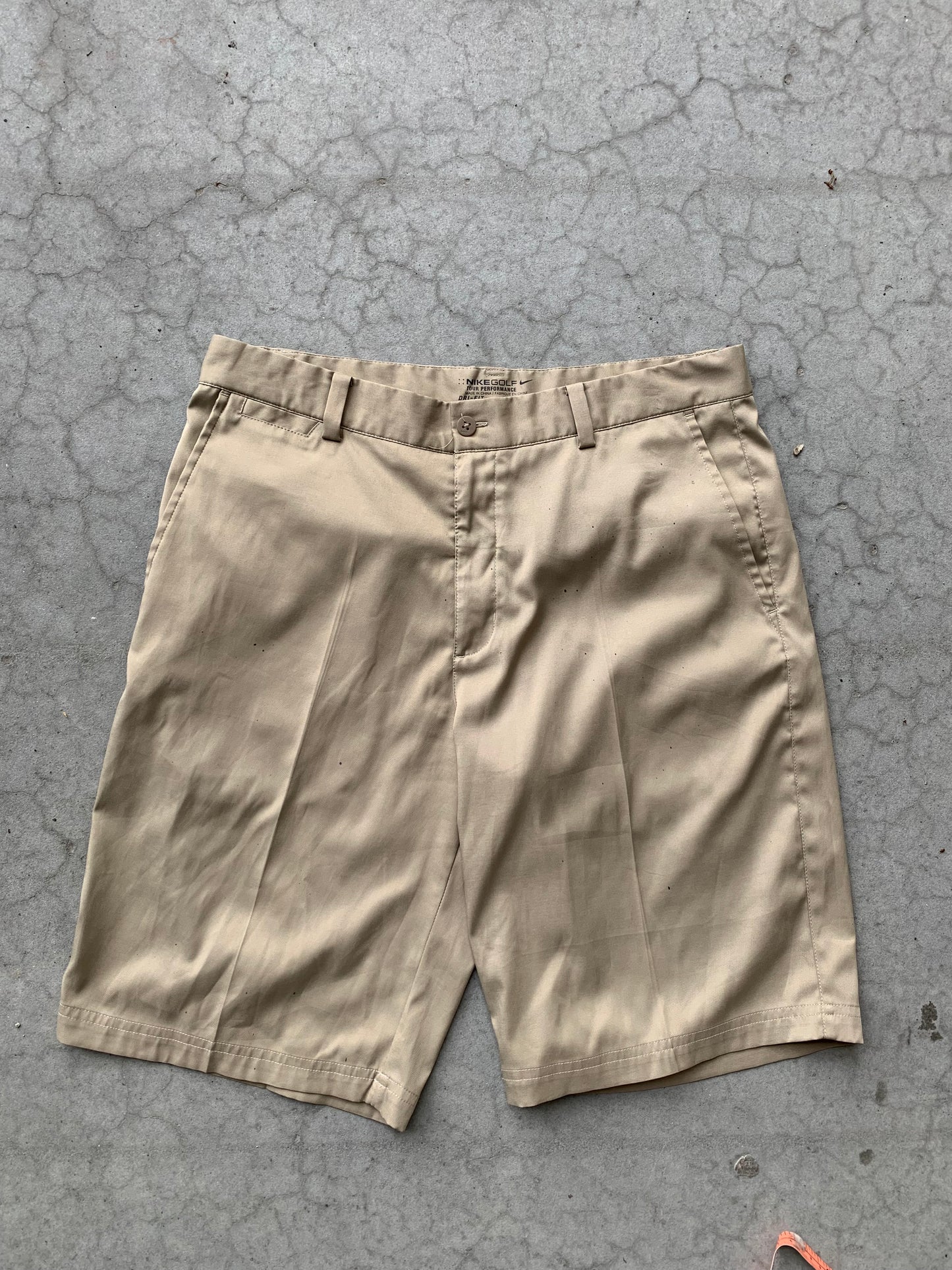 (32”) Nike Golf Shorts