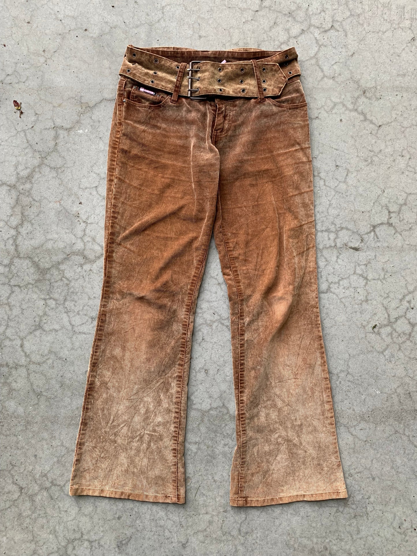 (32”) Y2K Bubble Gum Corduroy Flares