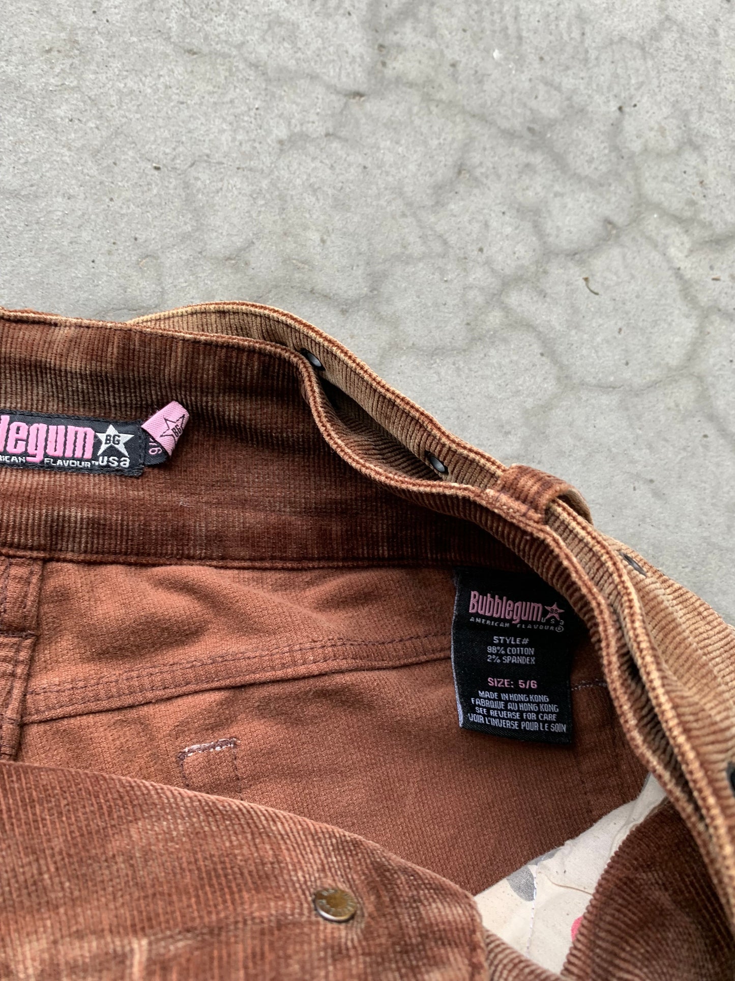 (32”) Y2K Bubble Gum Corduroy Flares