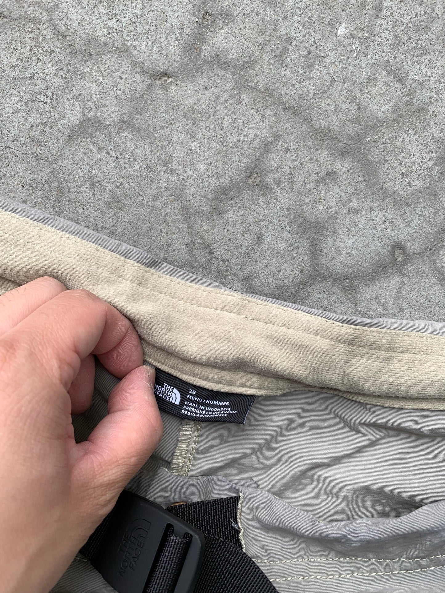 (38”) The North Face Nylon Hiking Pants