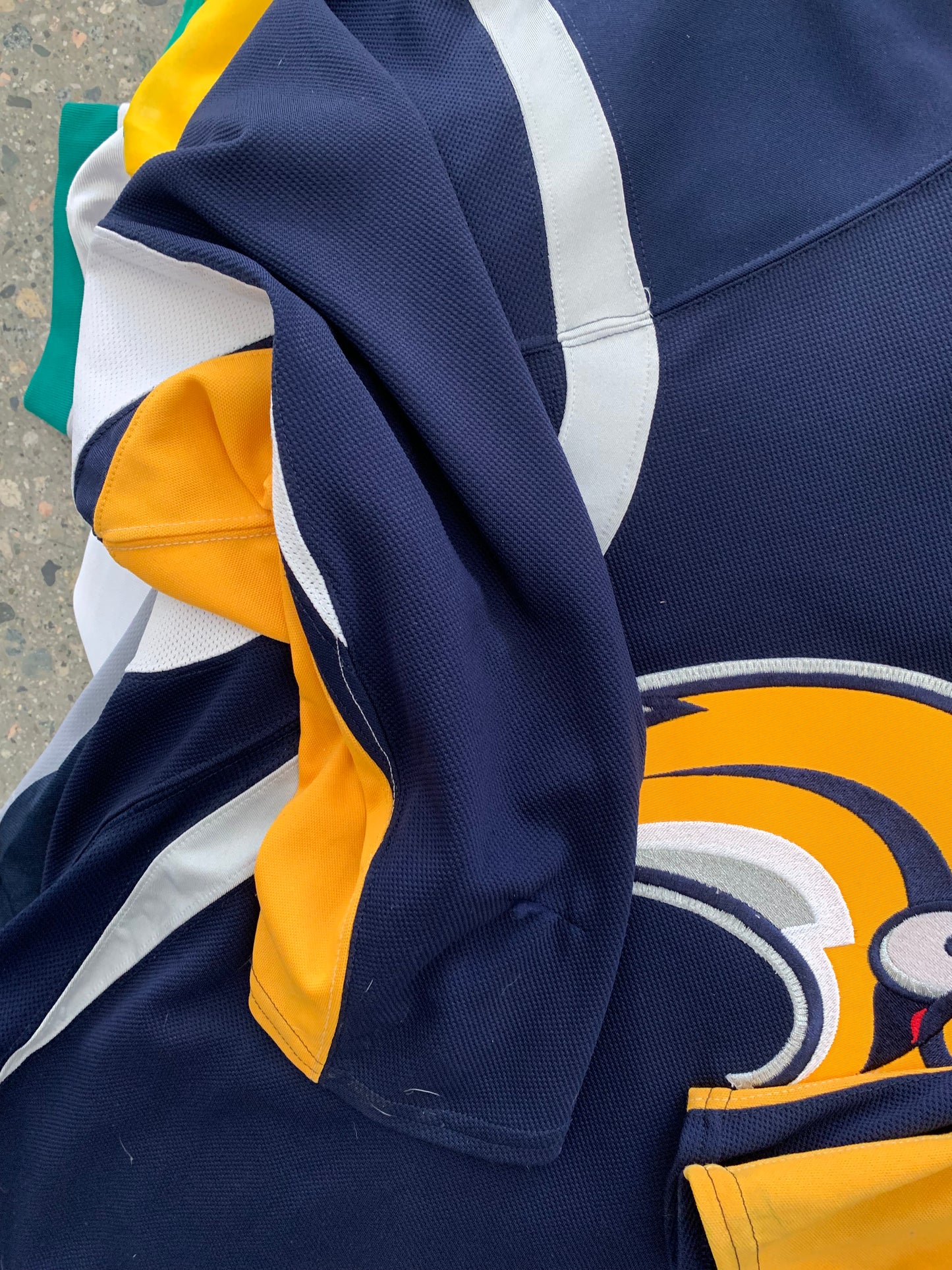 (XL/2X) Reebok Buffalo Sabres Jersey