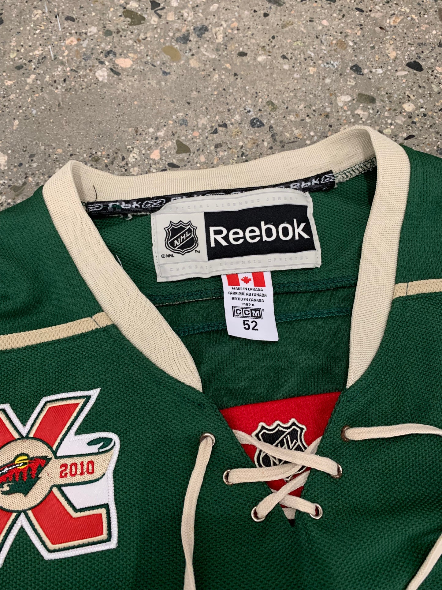 (2X) NHL Souvenir Minnsota Wild 10 Yr Anniversary Jersey