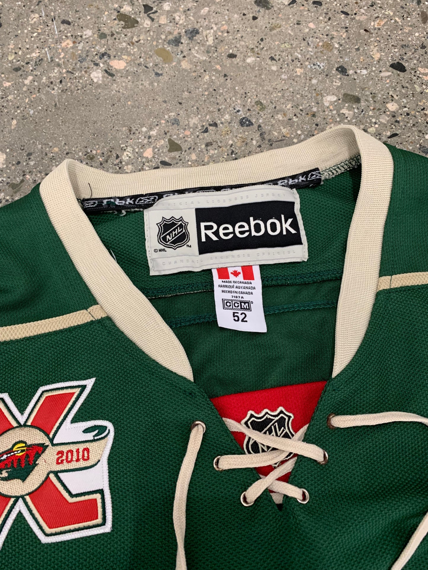 (2X) NHL Souvenir Minnsota Wild 10 Yr Anniversary Jersey