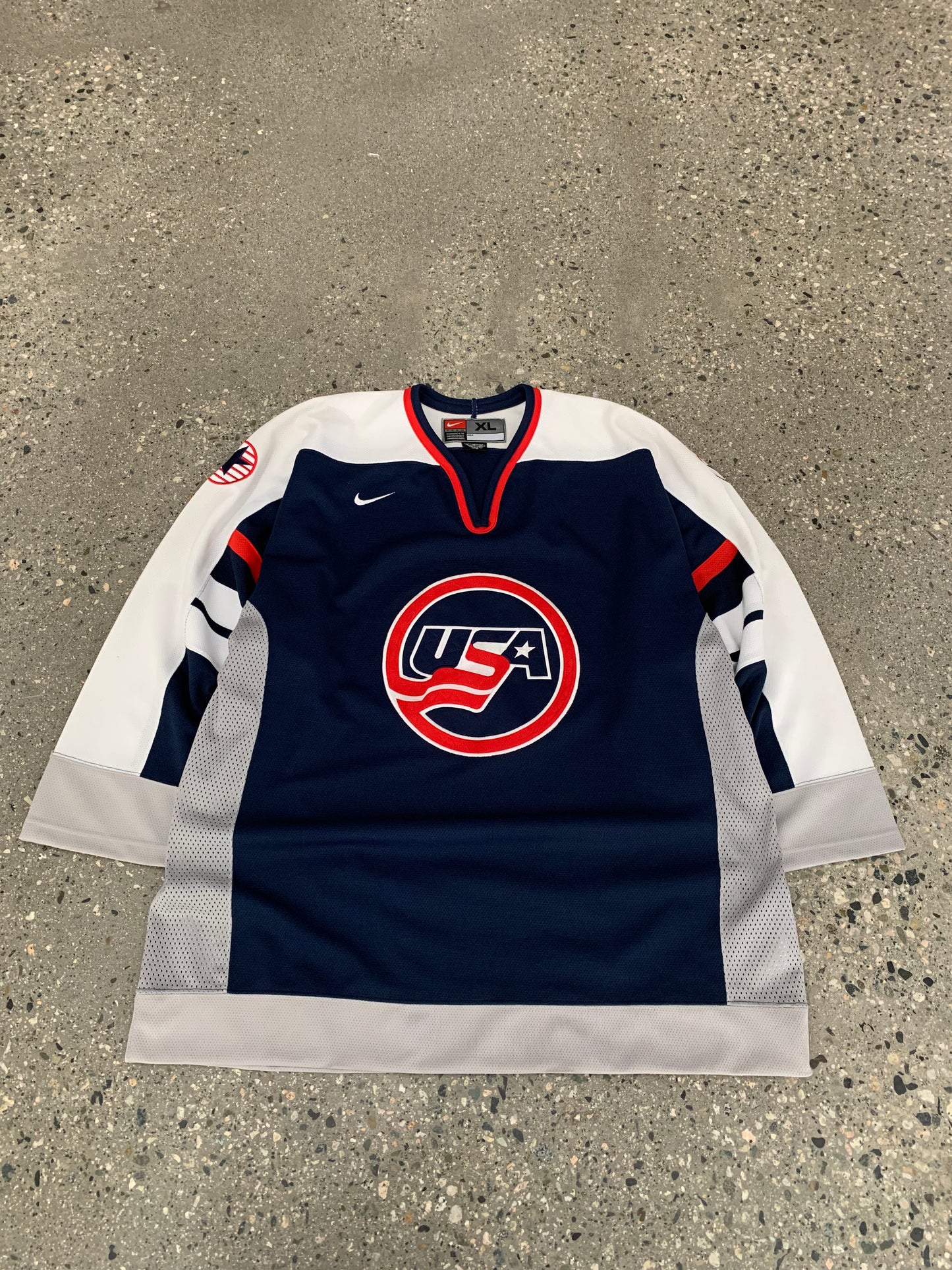 (XL/2X) Vintage Nike Team USA Hockey Jersey