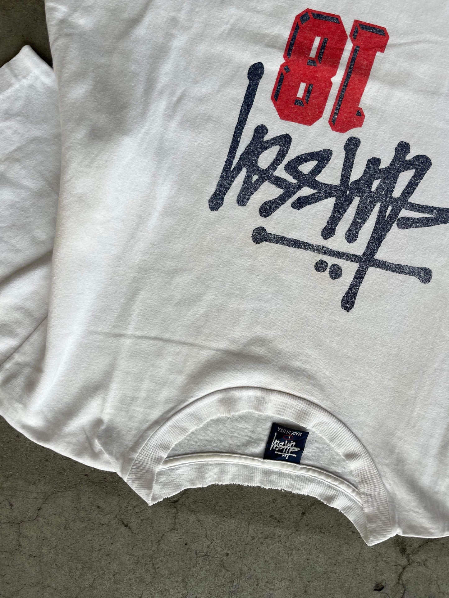 (L) 90’s Stussy 18 Tee