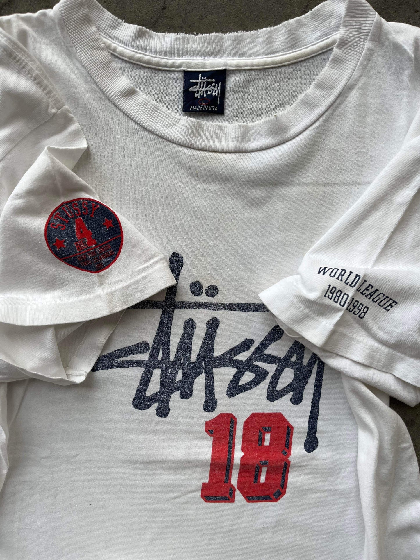 (L) 90’s Stussy 18 Tee