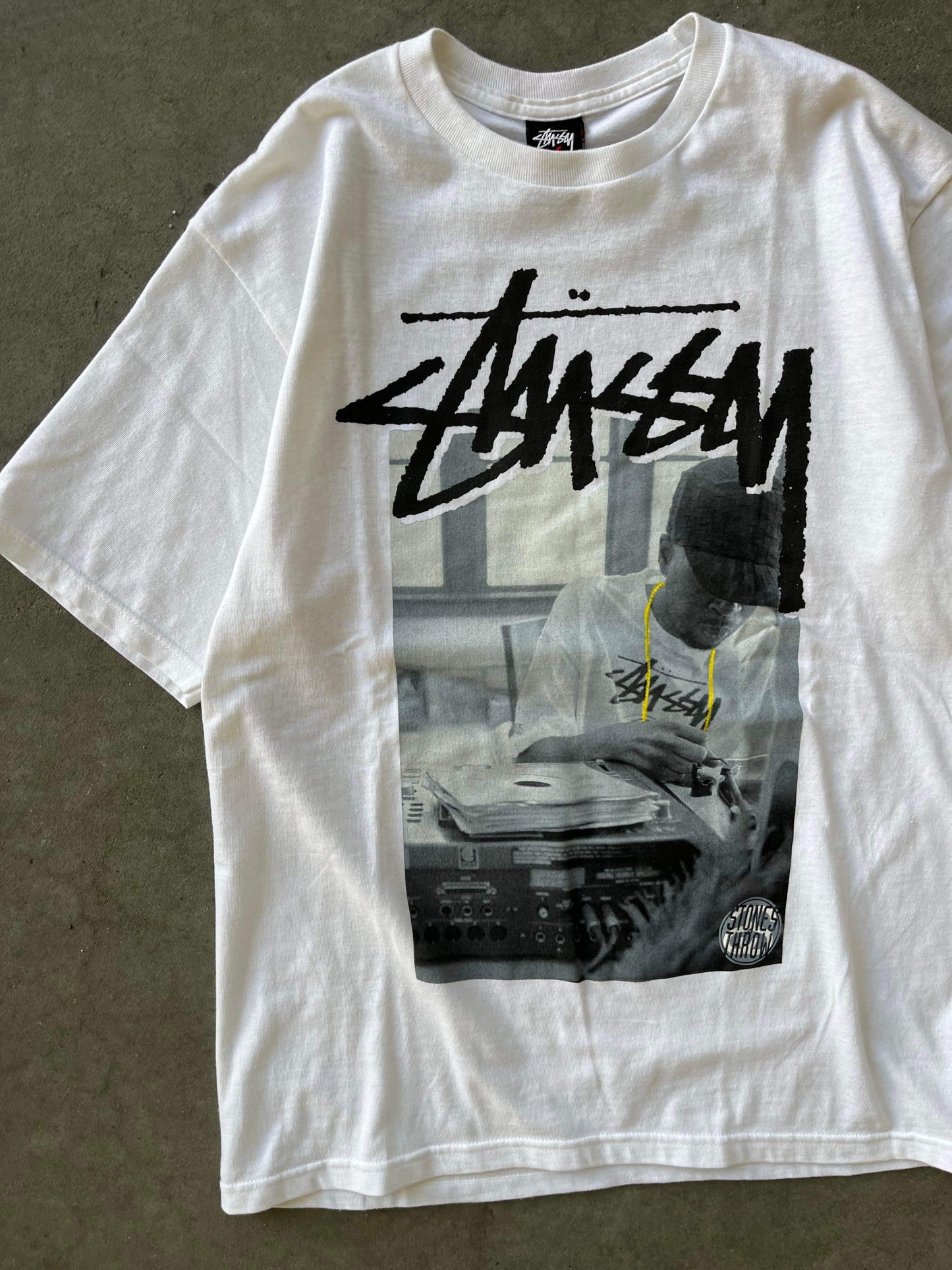 (M/L) Early 00’s Stussy JDilla Tee