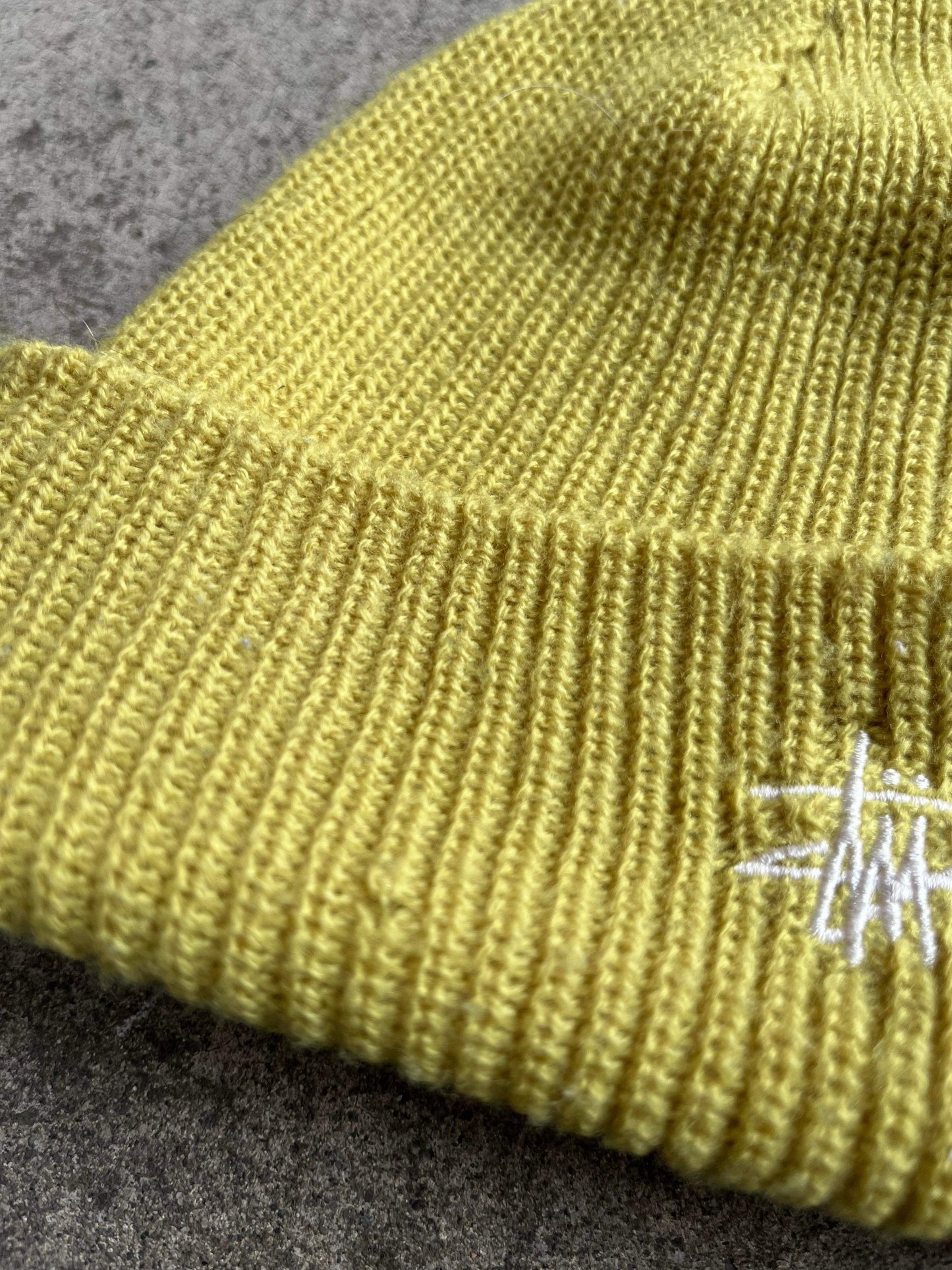 (OSFA) Stussy Yellow Beanie