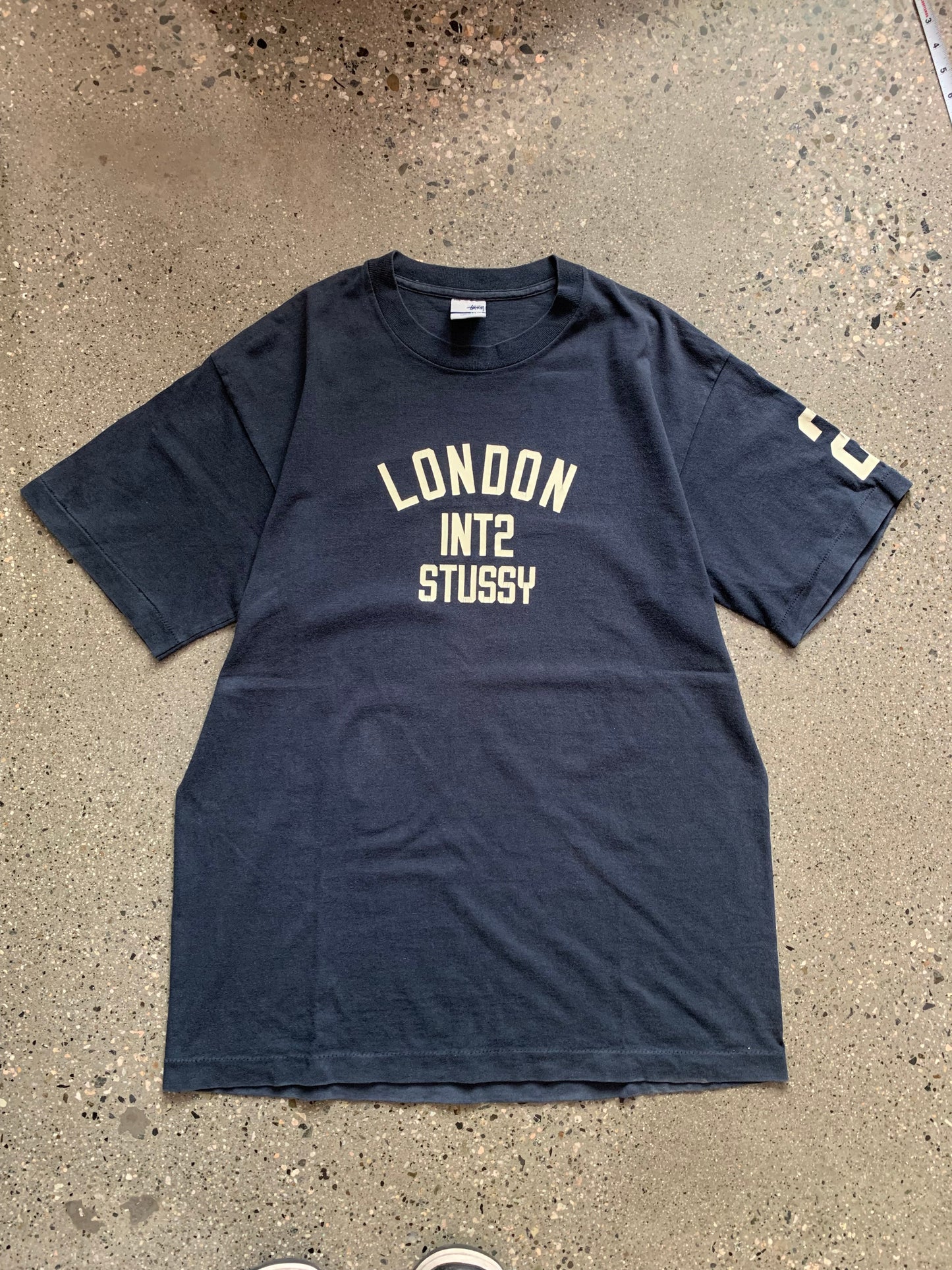 (M) 90’s Stussy London Tee