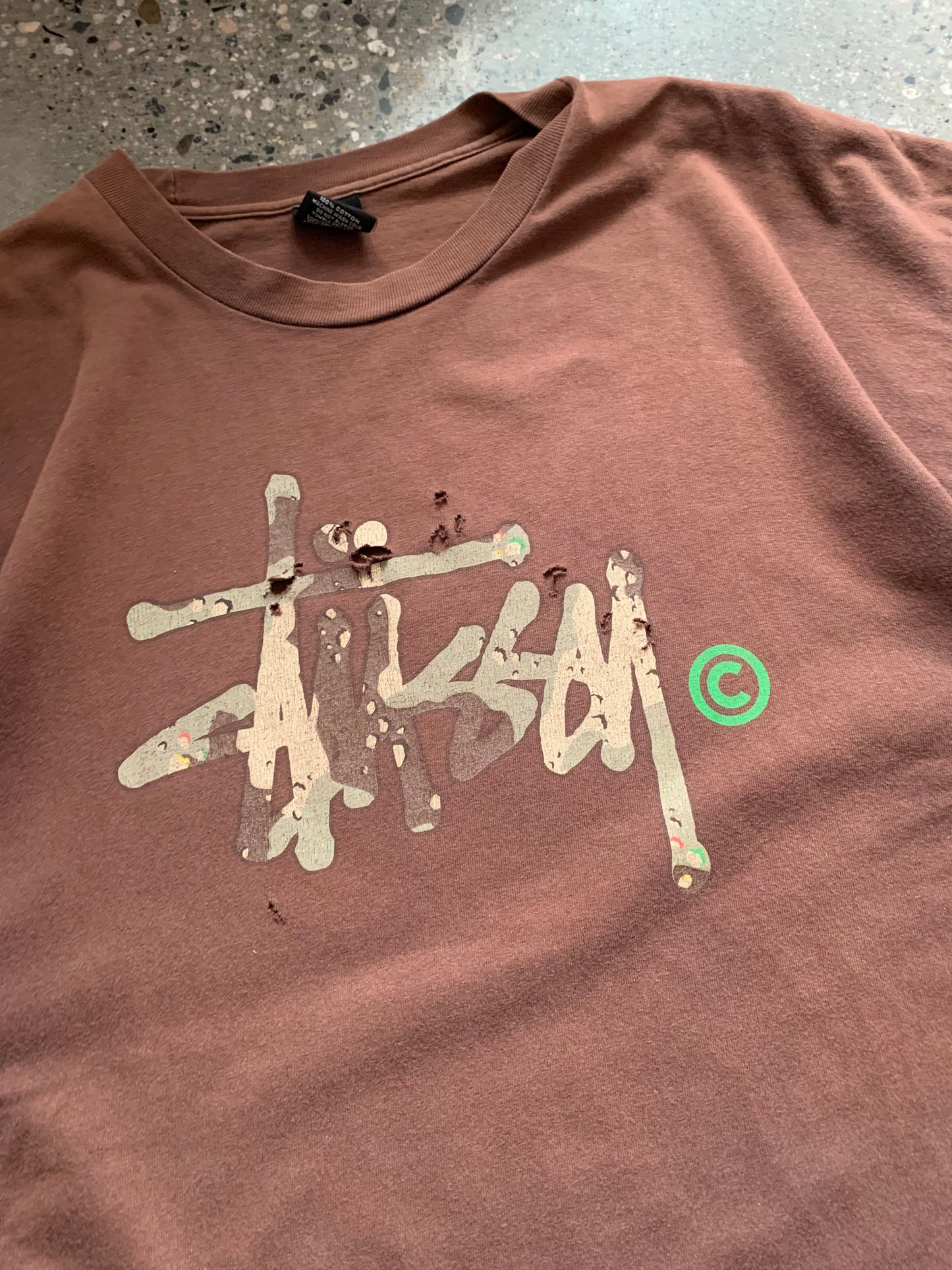 (XL/2X) 2000s Stussy Distressed Brown Tee