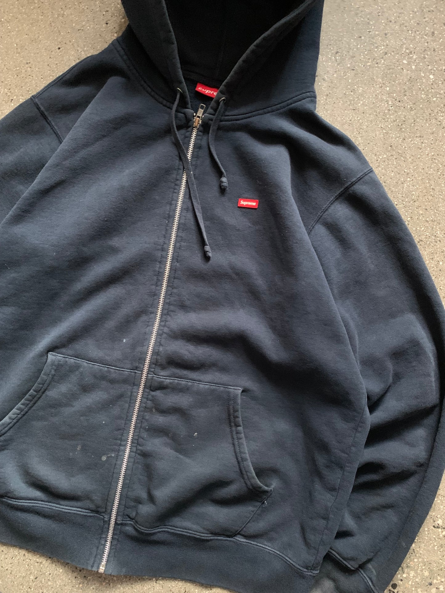 (L) Supreme Zip Up Hoodie