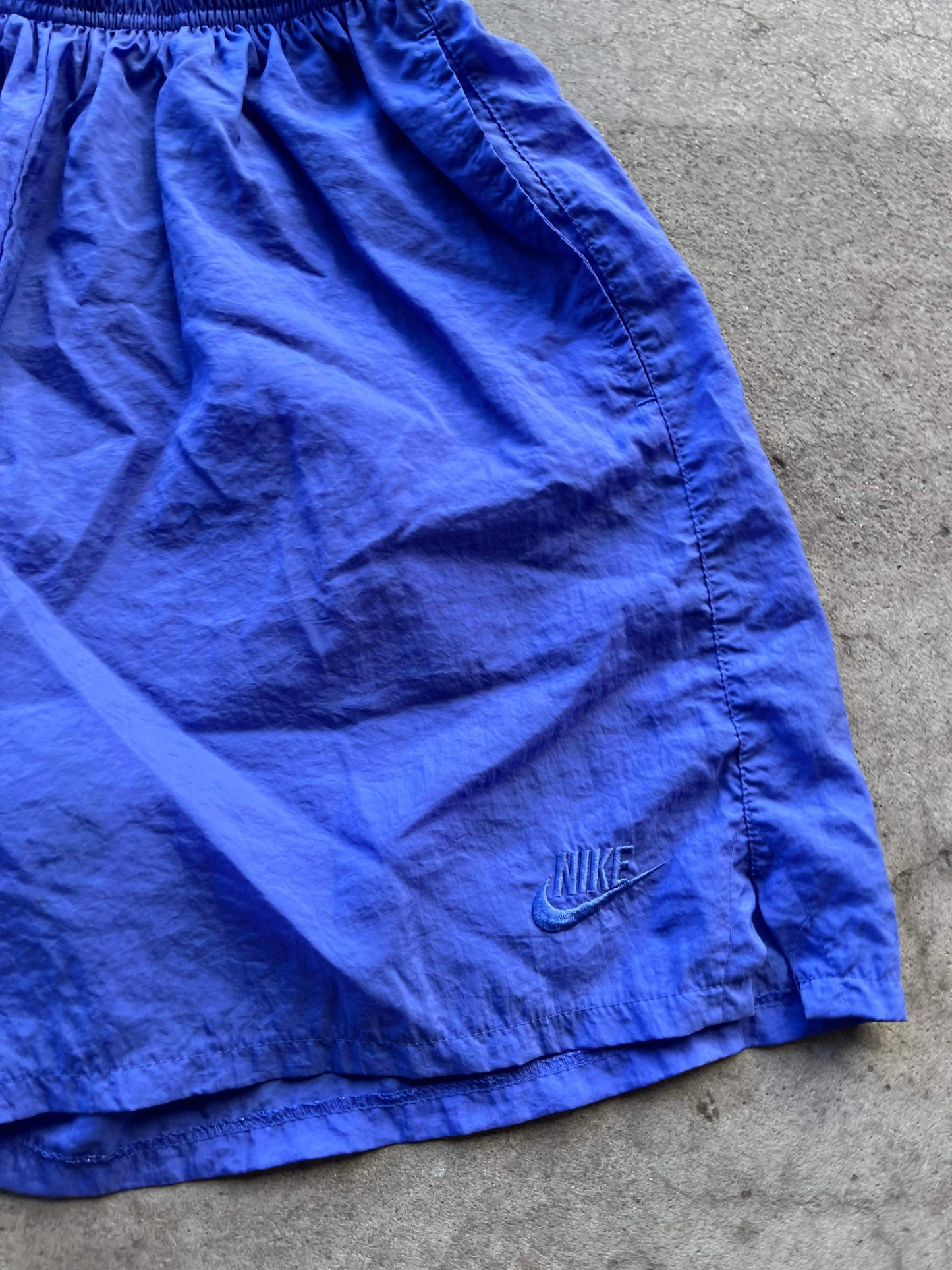 (XS) 90’s Nike Tonal Shorts