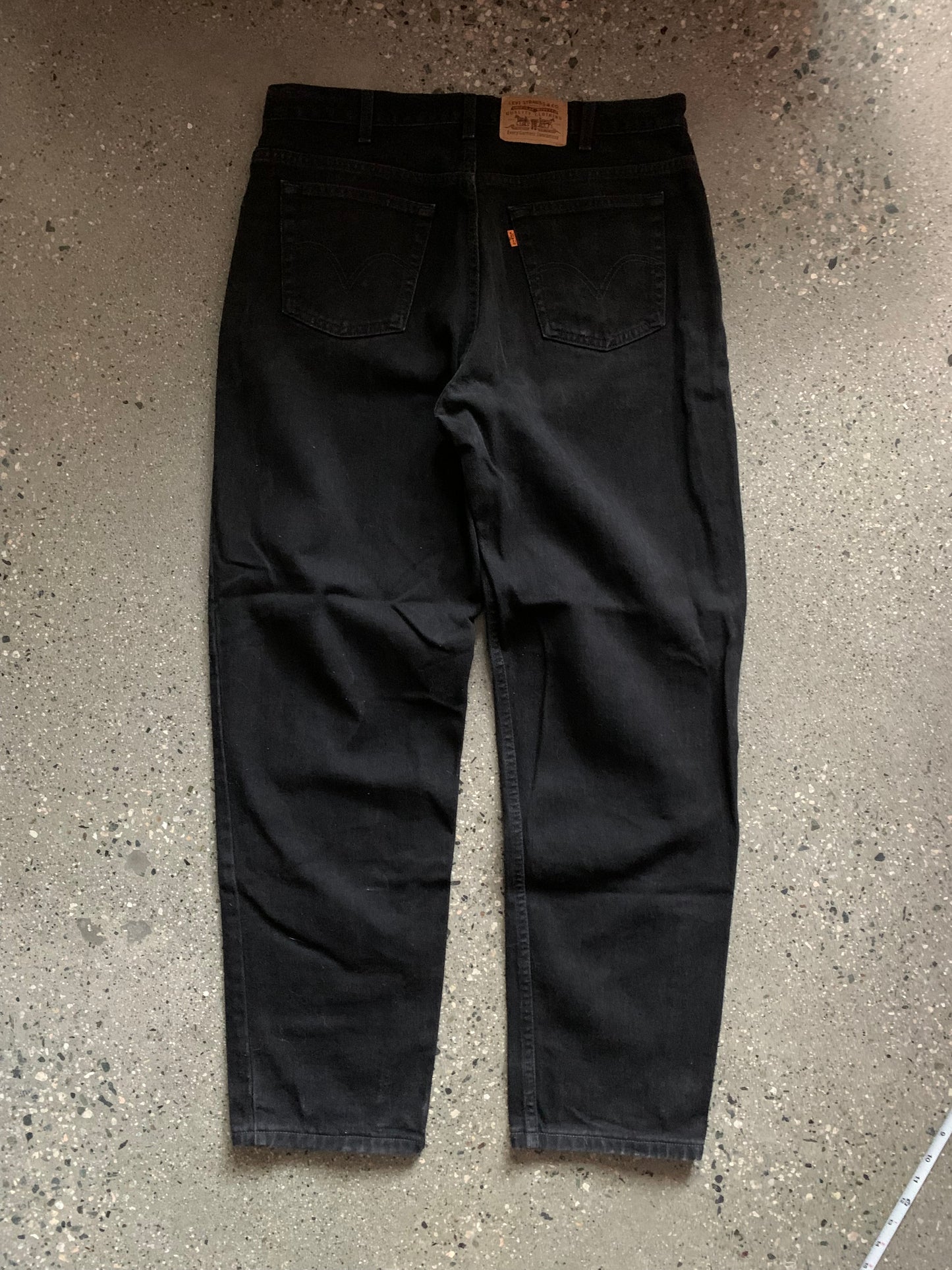 (36”) 90’s Black Levis Orange Tabs