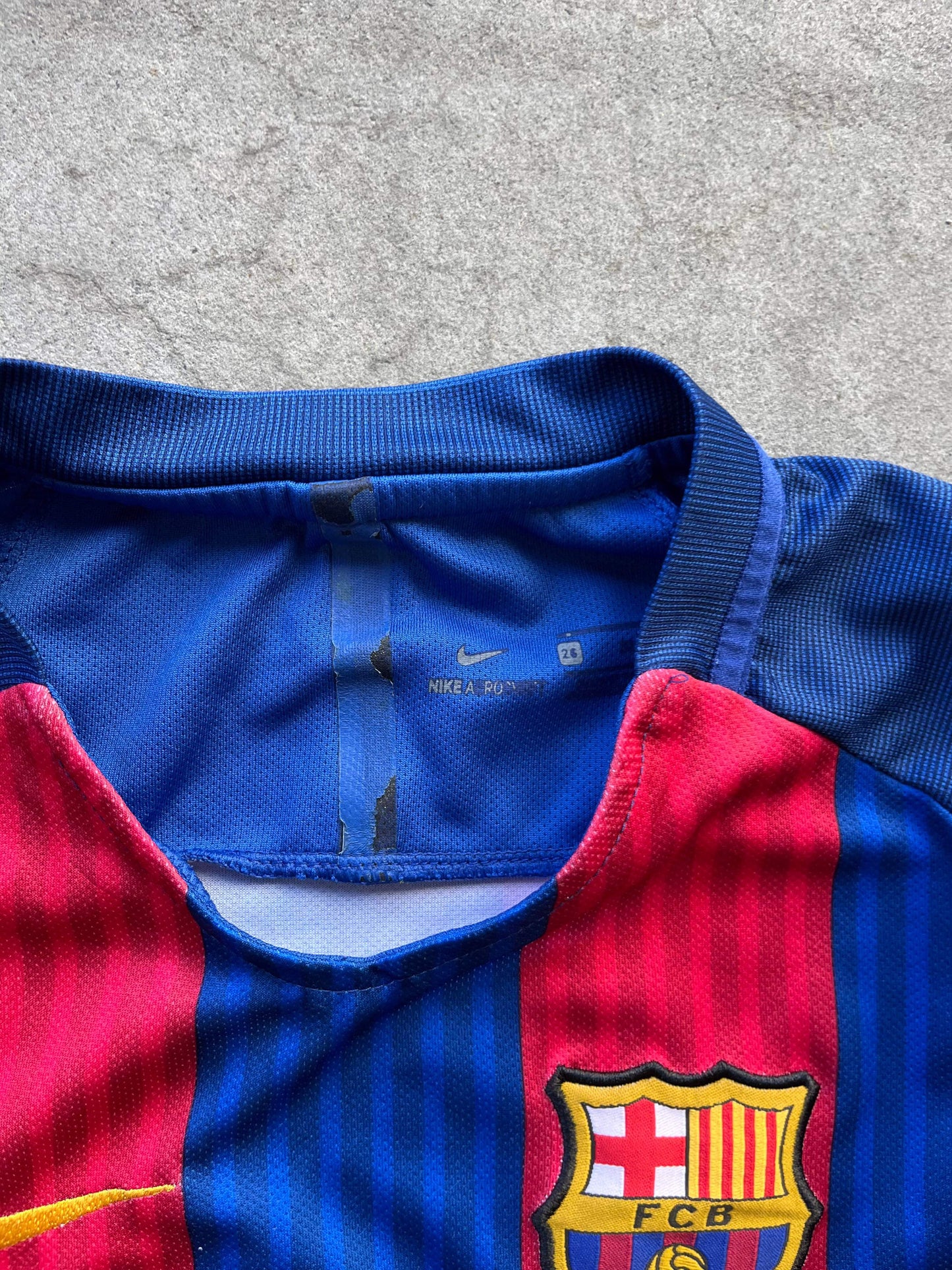 (XS/XXS) Nike Barcelona Kit Baby Tee Style