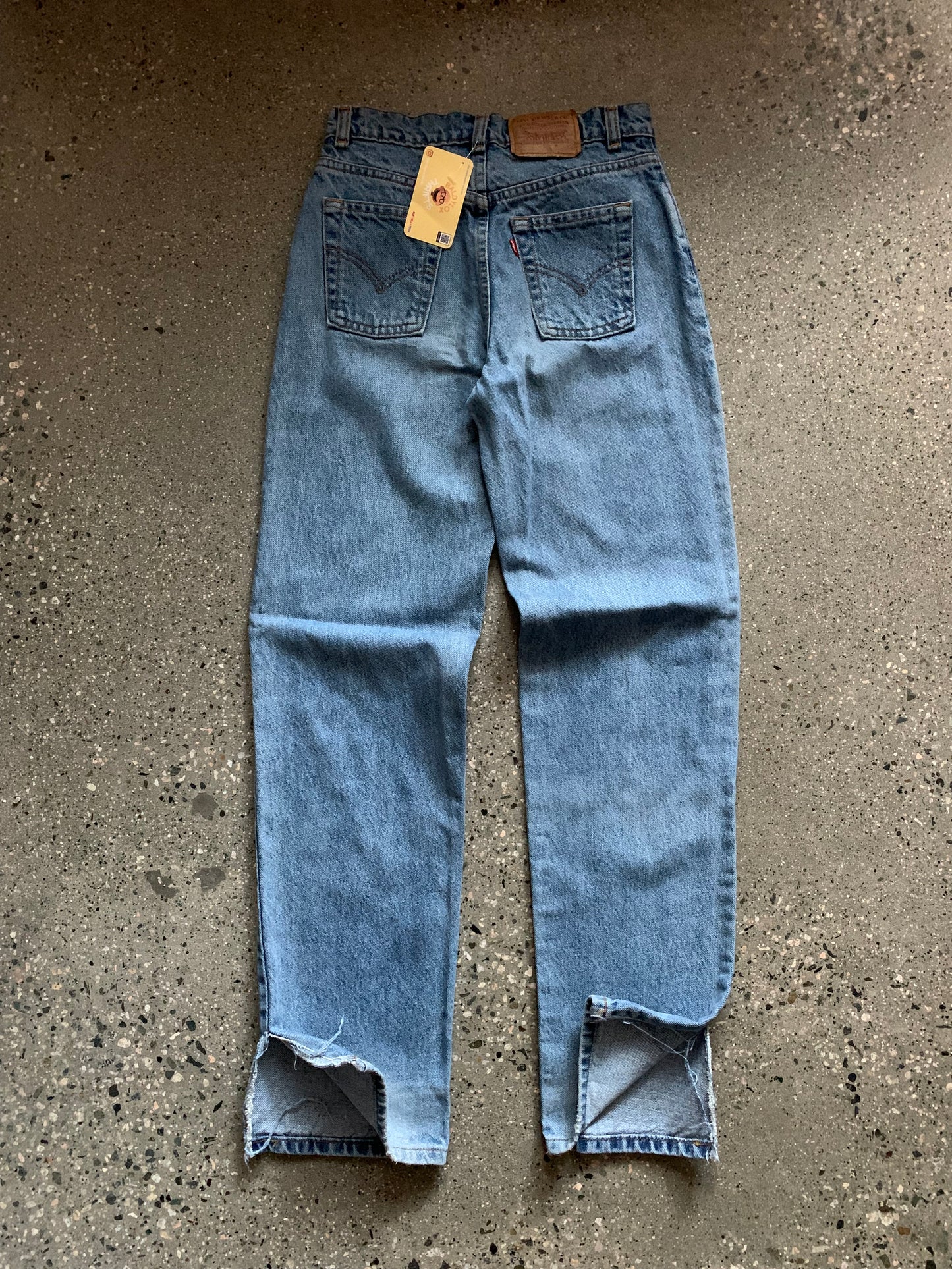 (24”) 90’s Levi’s Flared Out Denim