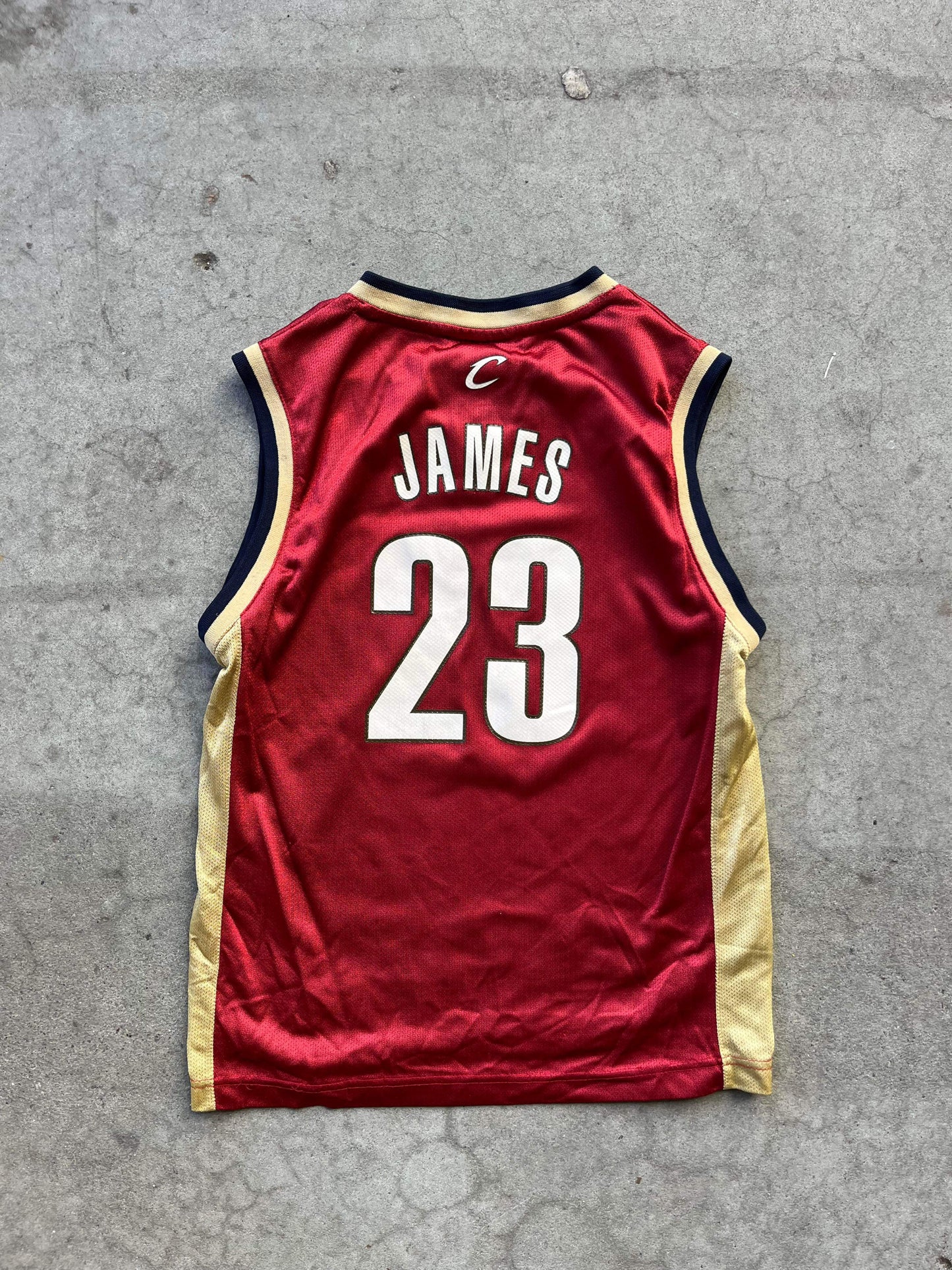 (XXS/XS) Reebok Cleveland Cavs Lebron Jersey