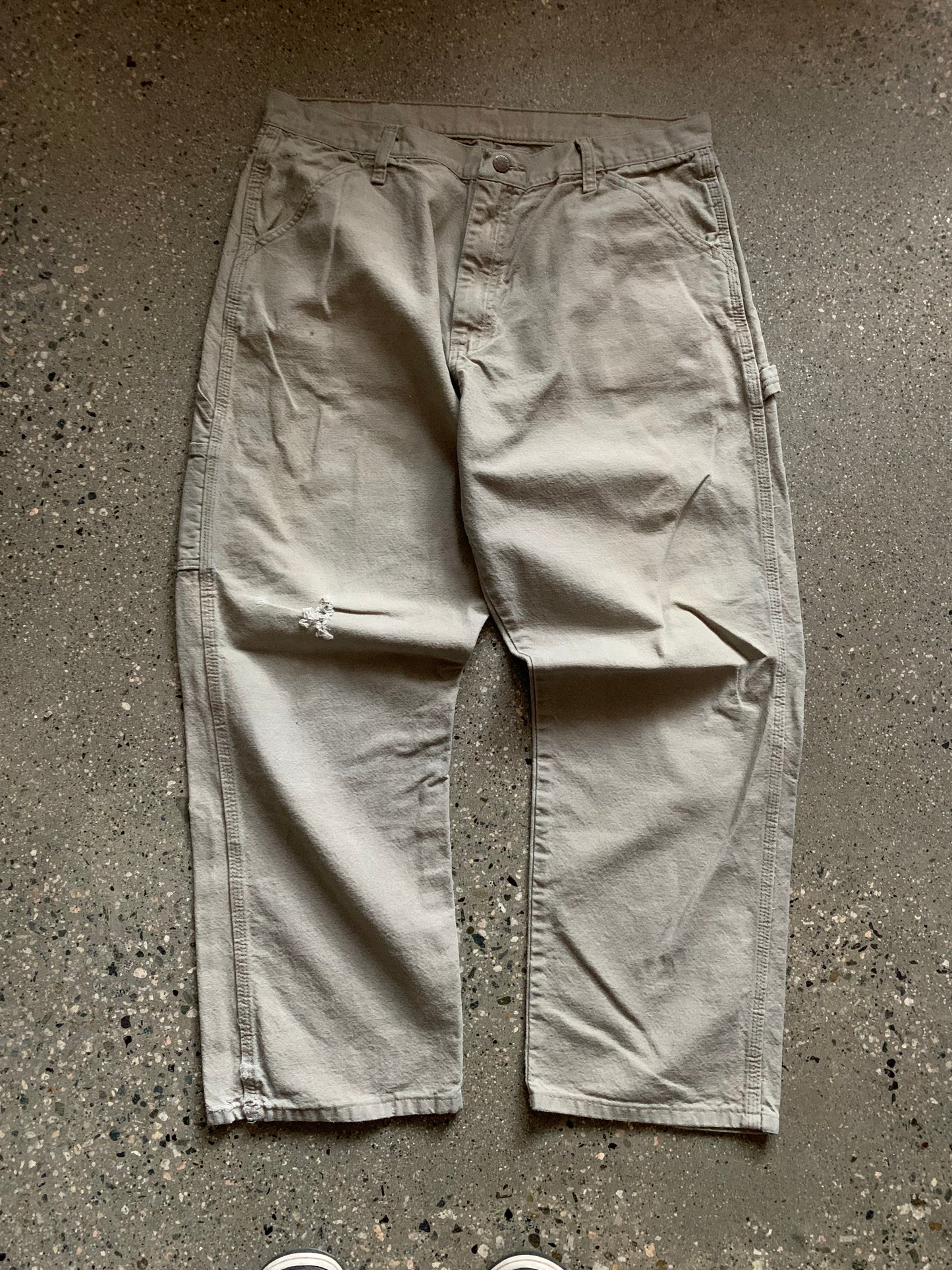 (36”) Rustler Distressed Carpenter Pants