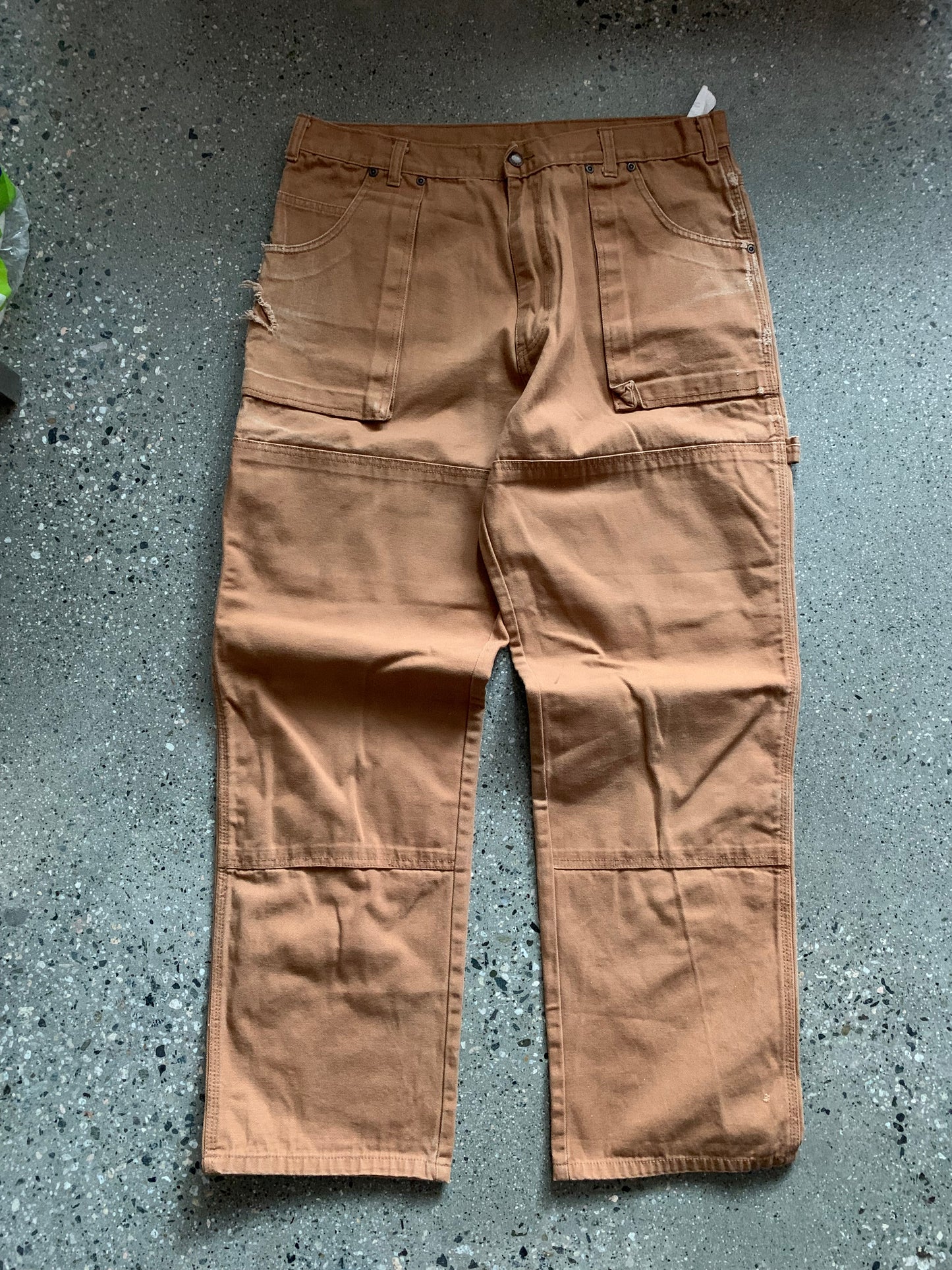 (38”) Distressed Sunfaded Dickies Doubleknees