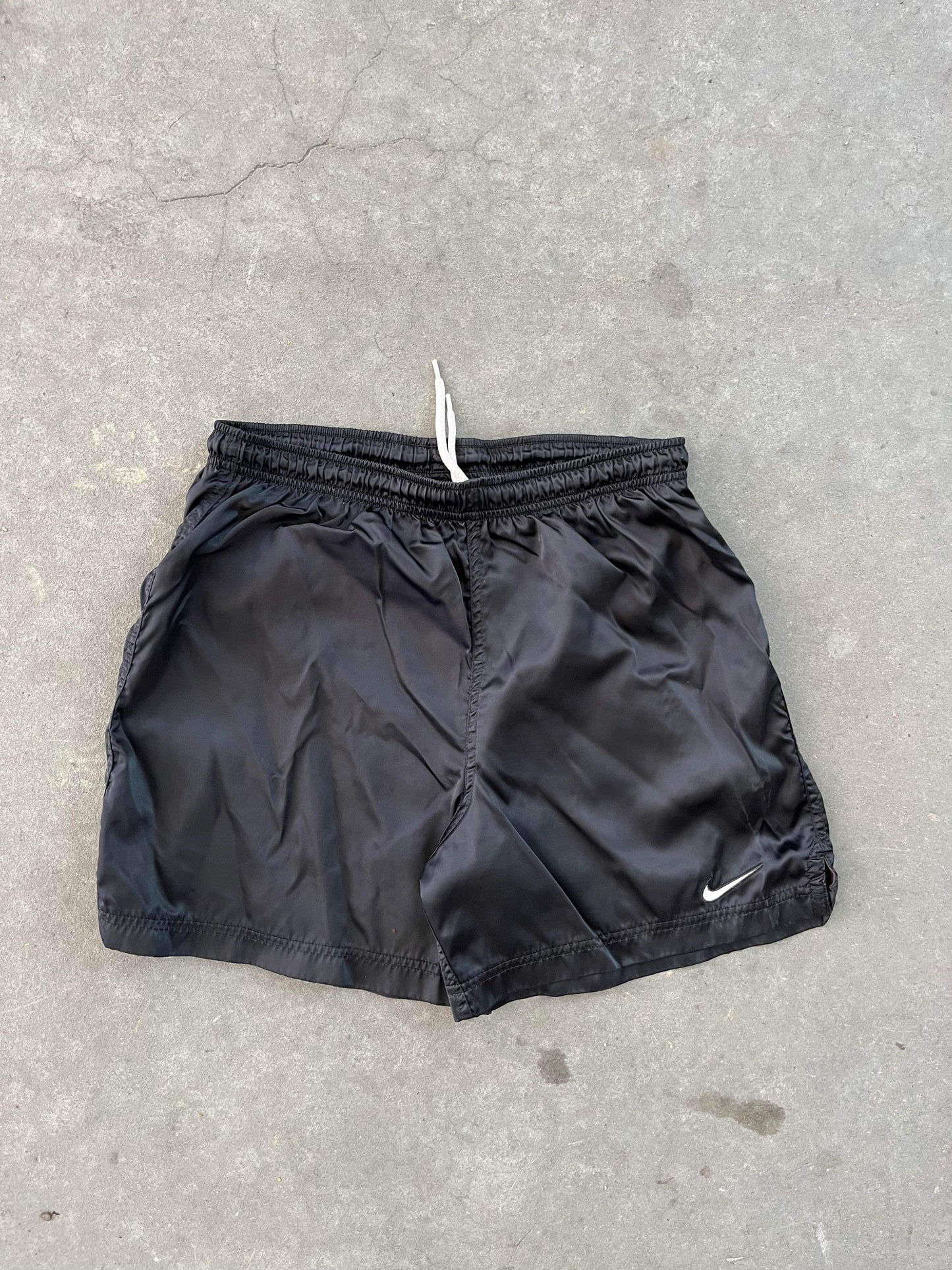 (26”) 90’s Nike Swoosh Shorts