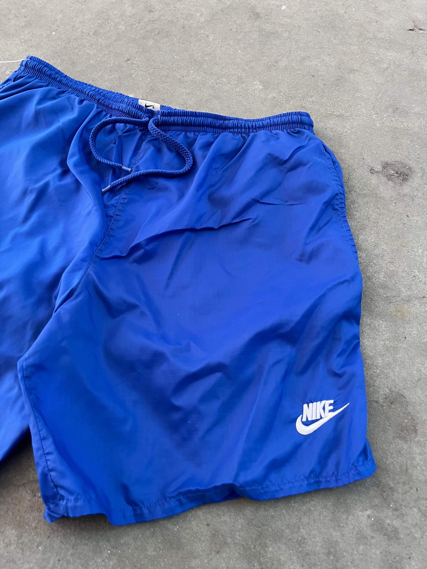 (M) 90’s Nike Blue Shorts