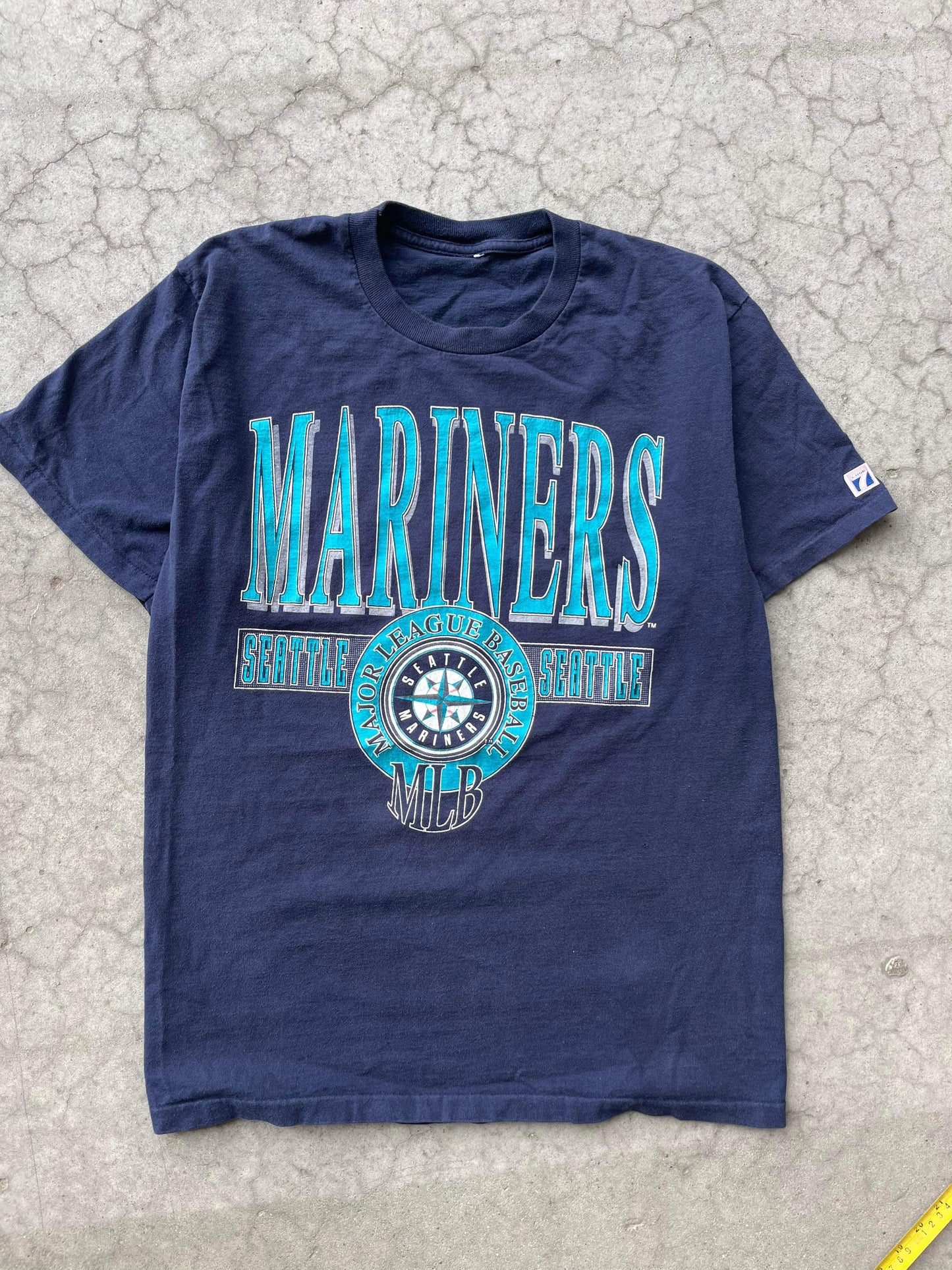 (XL) 90’s Logo 7 Seattle Mariners Tee