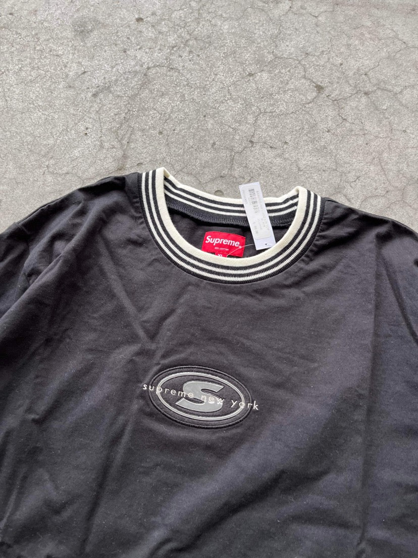 (XL) BNWT SUPREME Logo LS