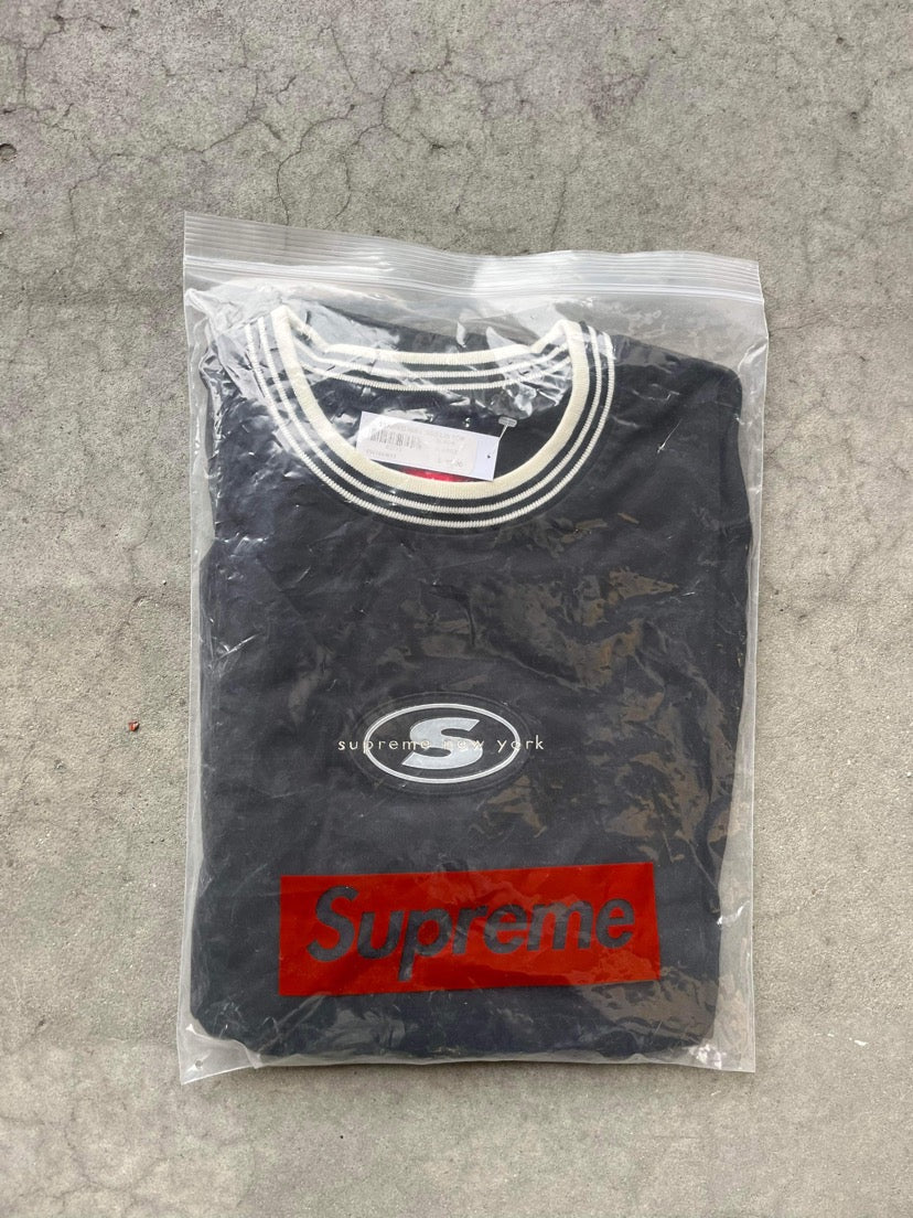 (XL) BNWT SUPREME Logo LS