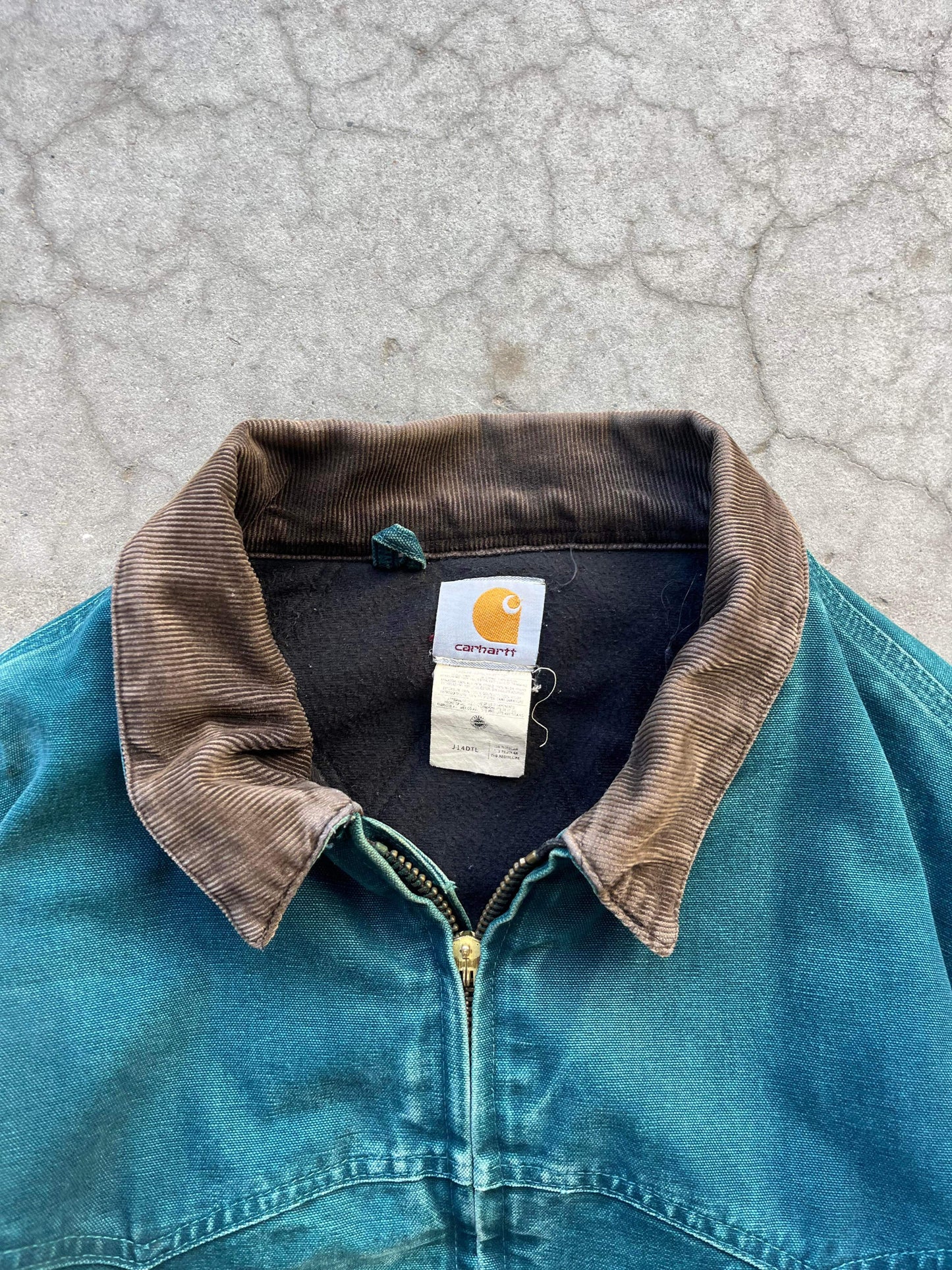 (2X) Sunfaded Carhartt Santa Fe Jacket