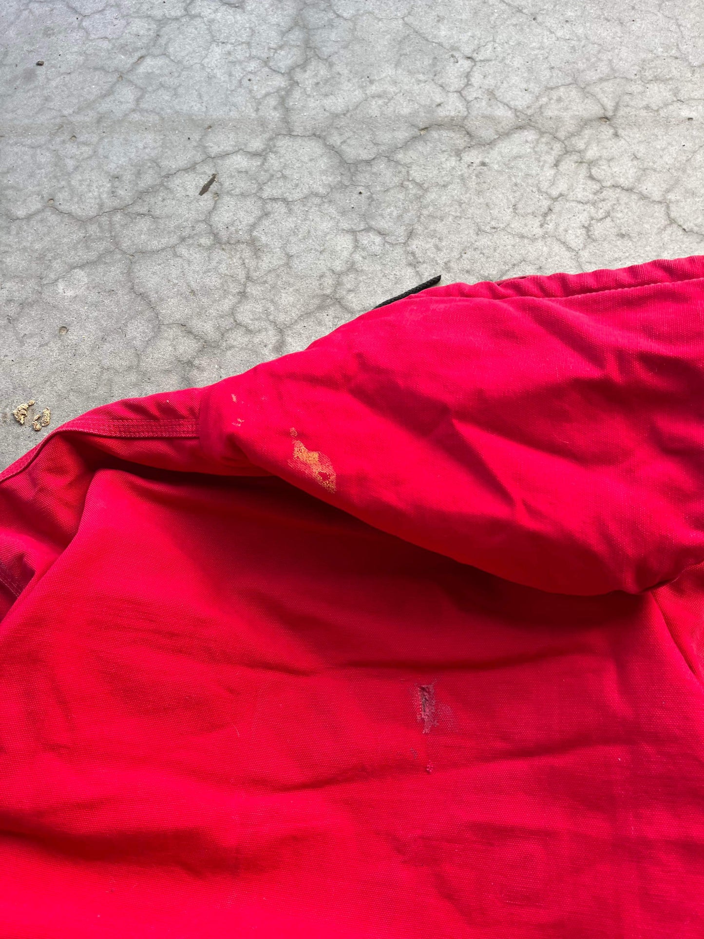 (XL/2X) Red Carhartt Hooded Jacket