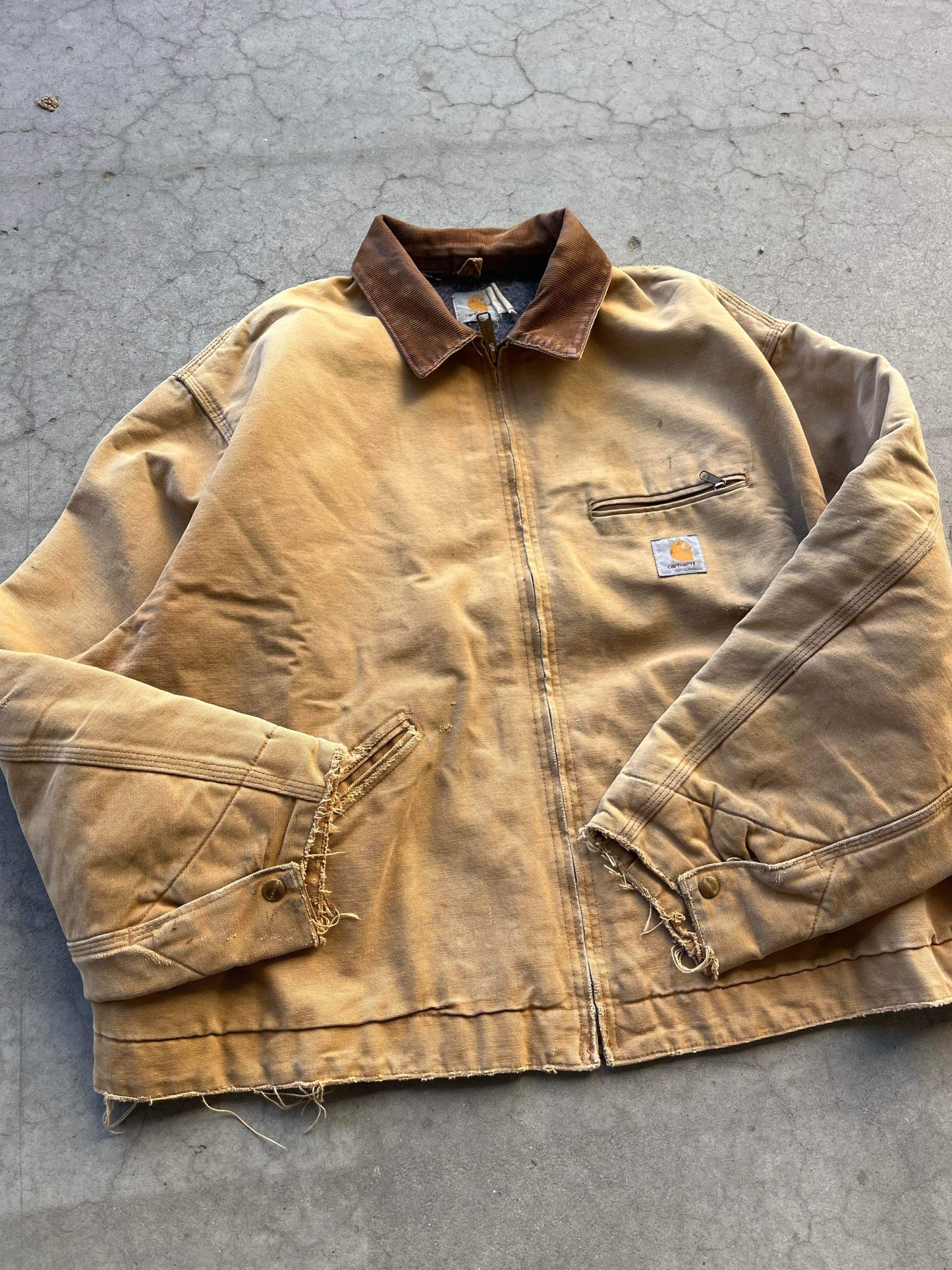 (XL/2X) 90’s Carhartt Blanket Lined Detroit